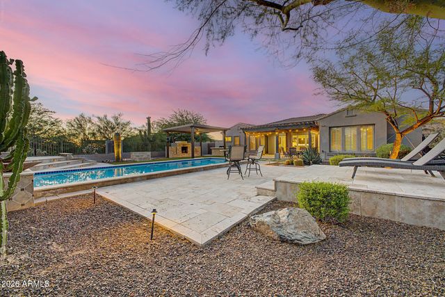 8721 E NANCE Street, Mesa, AZ 85207
