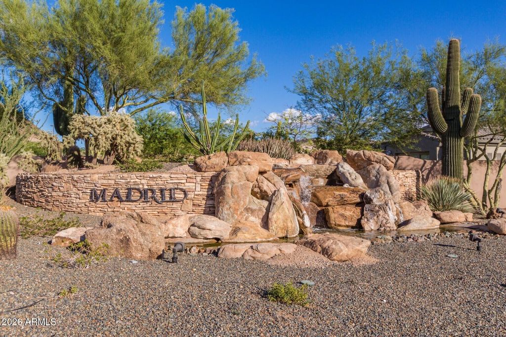 8721 E NANCE Street, Mesa, AZ 85207 — exterior