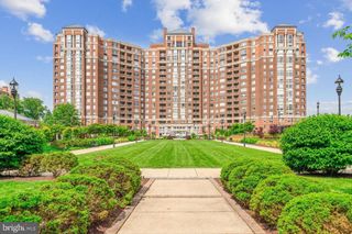 5809 NICHOLSON LN #514, Rockville, MD 20852