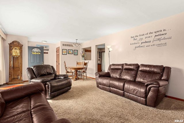 5315 N ISABELL Avenue, Peoria, IL 61614