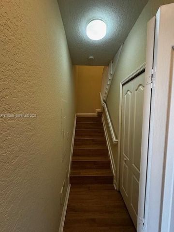 1017 Shoma Drive 462, Royal Palm Beach, FL 33414