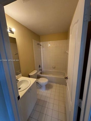1017 Shoma Drive 462, Royal Palm Beach, FL 33414