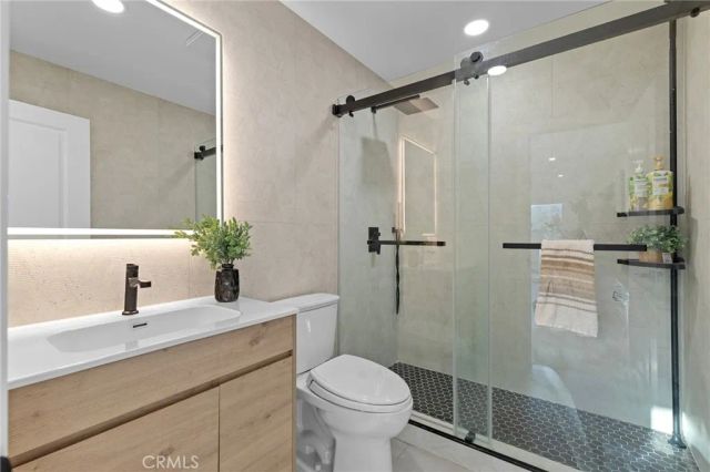 1019 N Cambria Place, Anaheim, CA 92801
