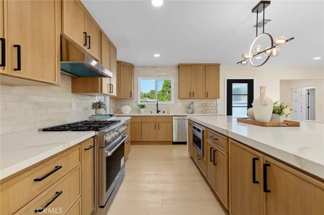 1019 N Cambria Place, Anaheim, CA 92801