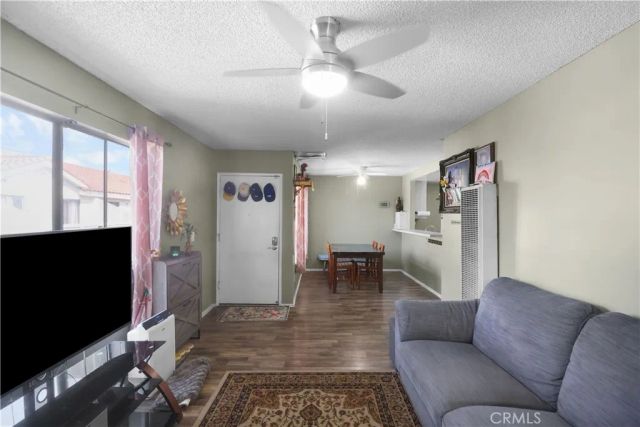 21913 Belshire Ave 16, Hawaiian Gardens, CA 90716