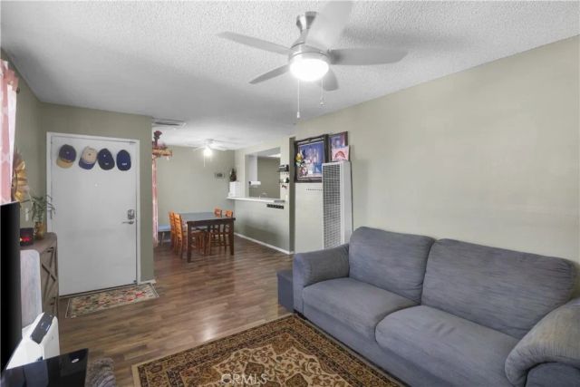 21913 Belshire Ave 16, Hawaiian Gardens, CA 90716