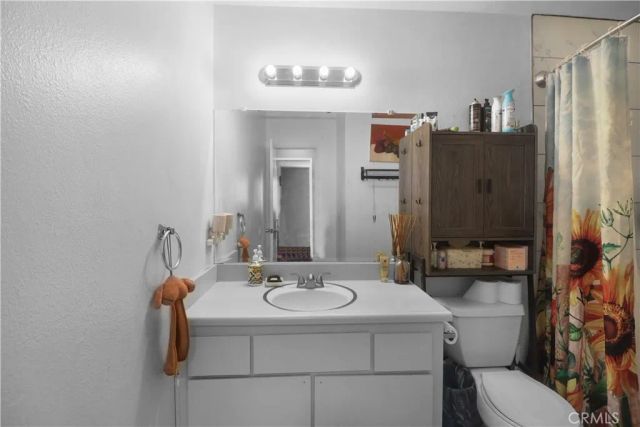 21913 Belshire Ave 16, Hawaiian Gardens, CA 90716