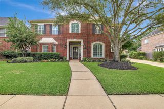 15918 Lake Loop Drive, Cypress, TX 77433