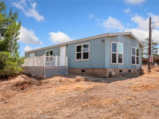 11065 Pacific Road, Phelan, CA 92371