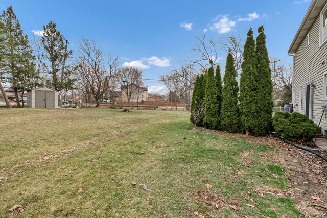 2013 Briar Hill Drive W, Schaumburg, IL 60194