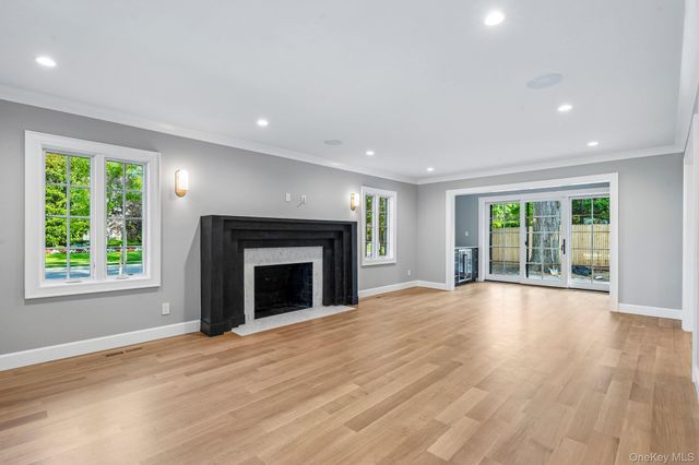 46 Banbury Road, Rockville Centre, NY 11570