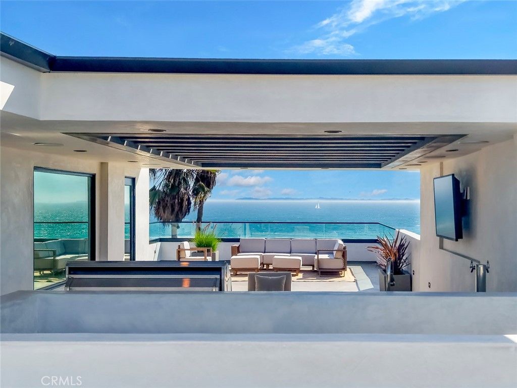 816 Pacific Coast Highway, Huntington Beach, CA 92648 — photo 2