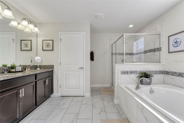 1534 MOON VALLEY DRIVE, Davenport, FL 33896