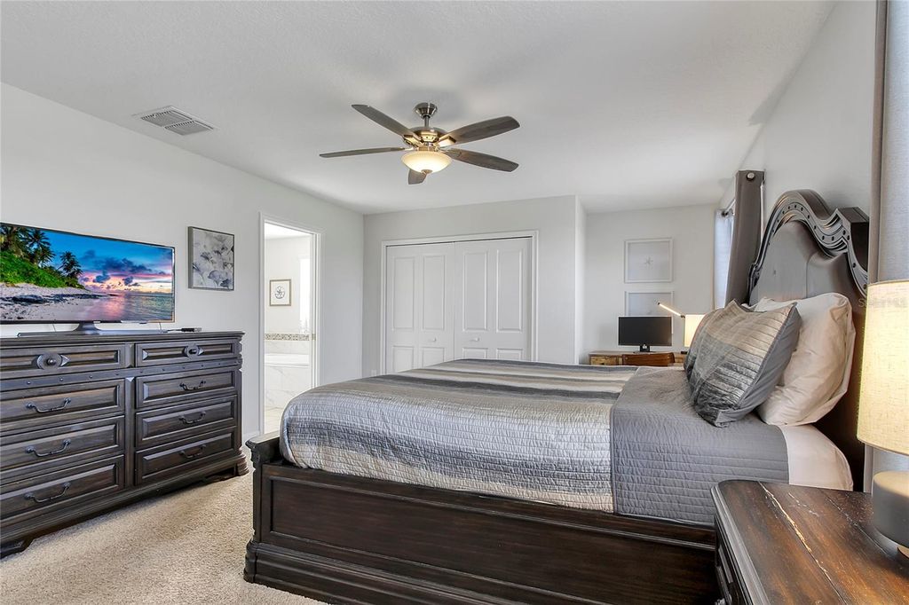 Image 30 of property listing at 1534 MOON VALLEY DRIVE, Davenport, FL 33896