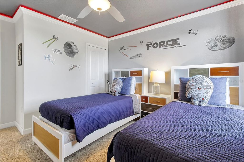 Image 40 of property listing at 1534 MOON VALLEY DRIVE, Davenport, FL 33896