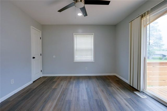 9100 E 43rd Terrace, Kansas City, MO 64133