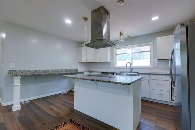 9100 E 43rd Terrace, Kansas City, MO 64133