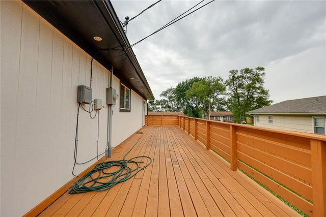 9100 E 43rd Terrace, Kansas City, MO 64133