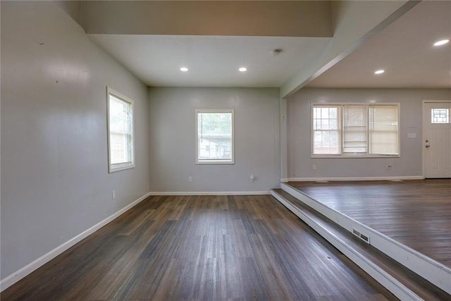 9100 E 43rd Terrace, Kansas City, MO 64133