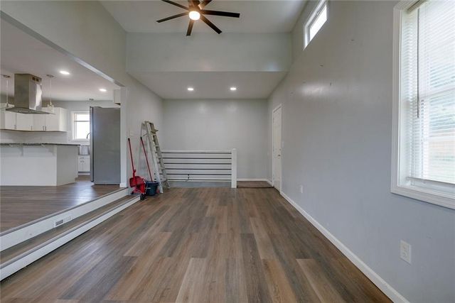 9100 E 43rd Terrace, Kansas City, MO 64133