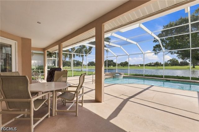 1507 NW 29th PL, Cape Coral, FL 33993