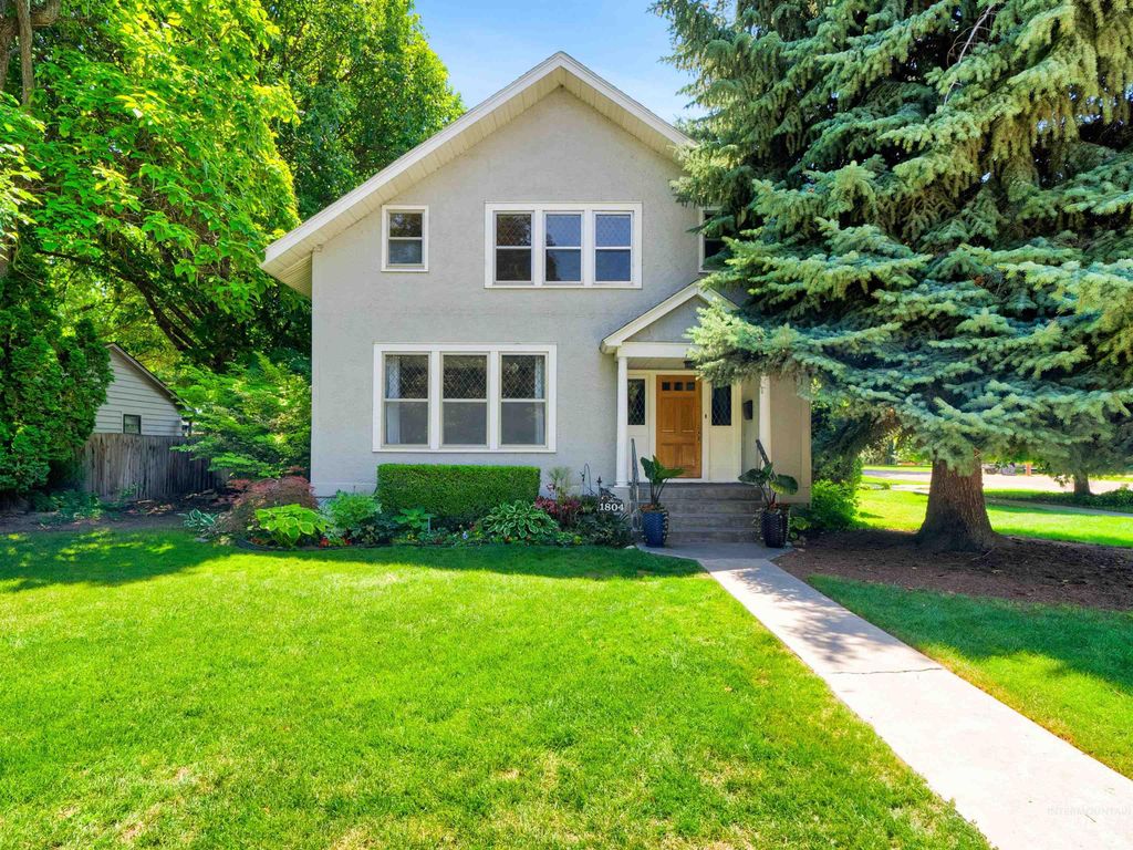 1804 Everett St, Caldwell, ID 83605