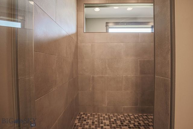 11 Howard Beer Road, Clancy, MT 59634