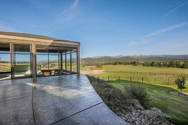 11 Howard Beer Road, Clancy, MT 59634