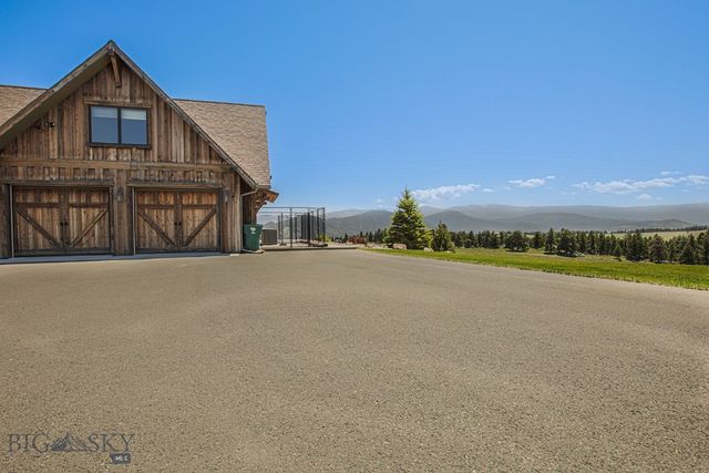 11 Howard Beer Road, Clancy, MT 59634