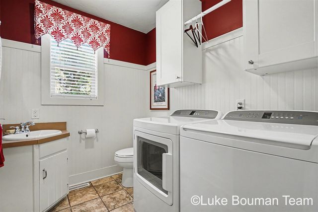 1046 Alden Court, Holland, MI 49423