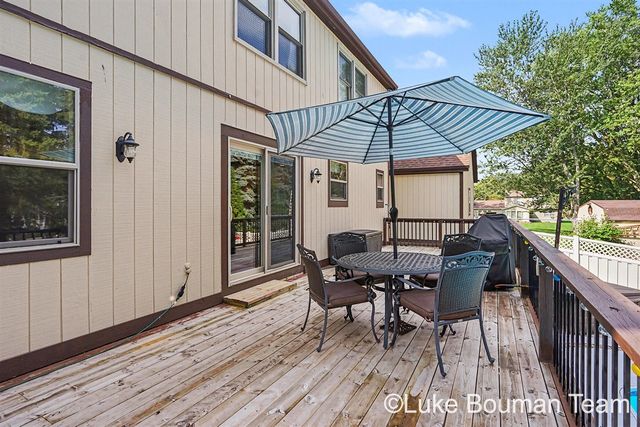 1046 Alden Court, Holland, MI 49423