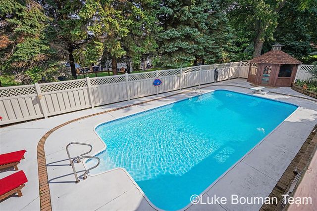 1046 Alden Court, Holland, MI 49423