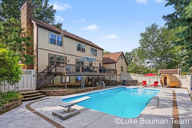 1046 Alden Court, Holland, MI 49423