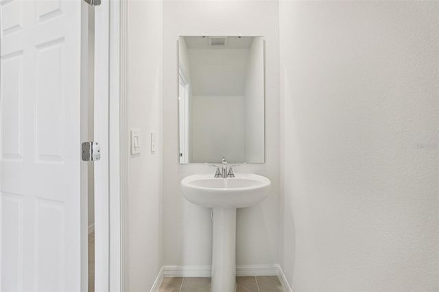 16350 BIRD OF PARADISE AVENUE, Clermont, FL 34714