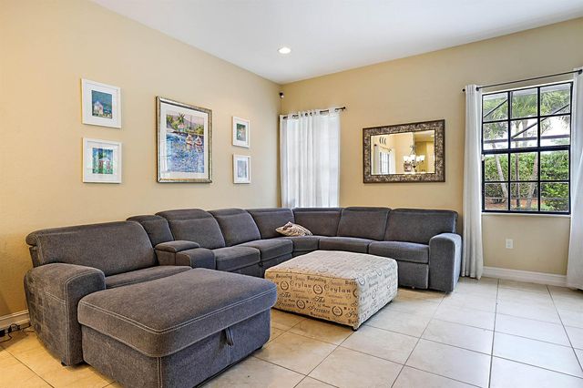 7593 NW 113th Avenue, Parkland, FL 33076