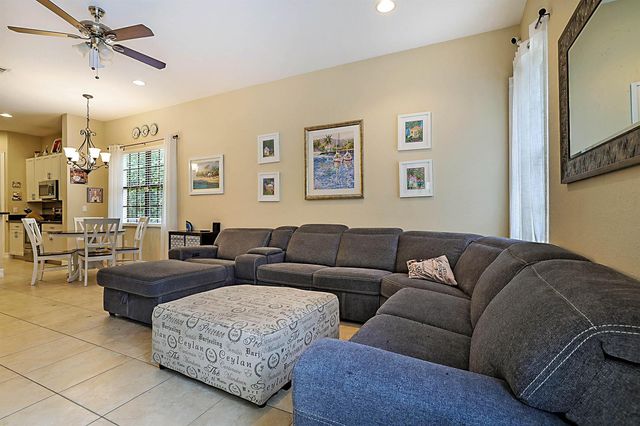 7593 NW 113th Avenue, Parkland, FL 33076