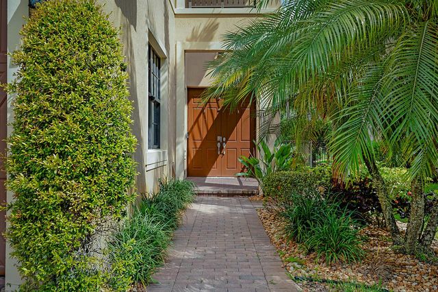 7593 NW 113th Avenue, Parkland, FL 33076