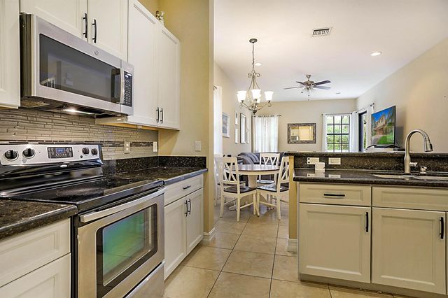 7593 NW 113th Avenue, Parkland, FL 33076