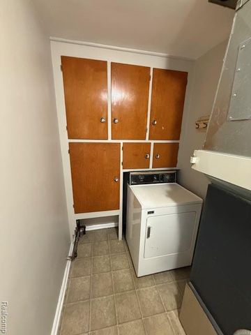 2023 Ardmore Drive, Ferndale, MI 48220