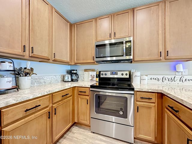 3085 CHANDLERS CROSSING Drive, Jacksonville, FL 32226