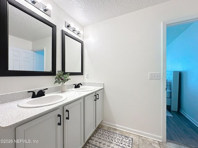 3085 CHANDLERS CROSSING Drive, Jacksonville, FL 32226