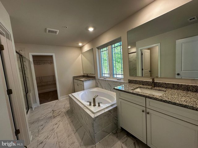 10525 COSMOS CT, La Plata, MD 20646