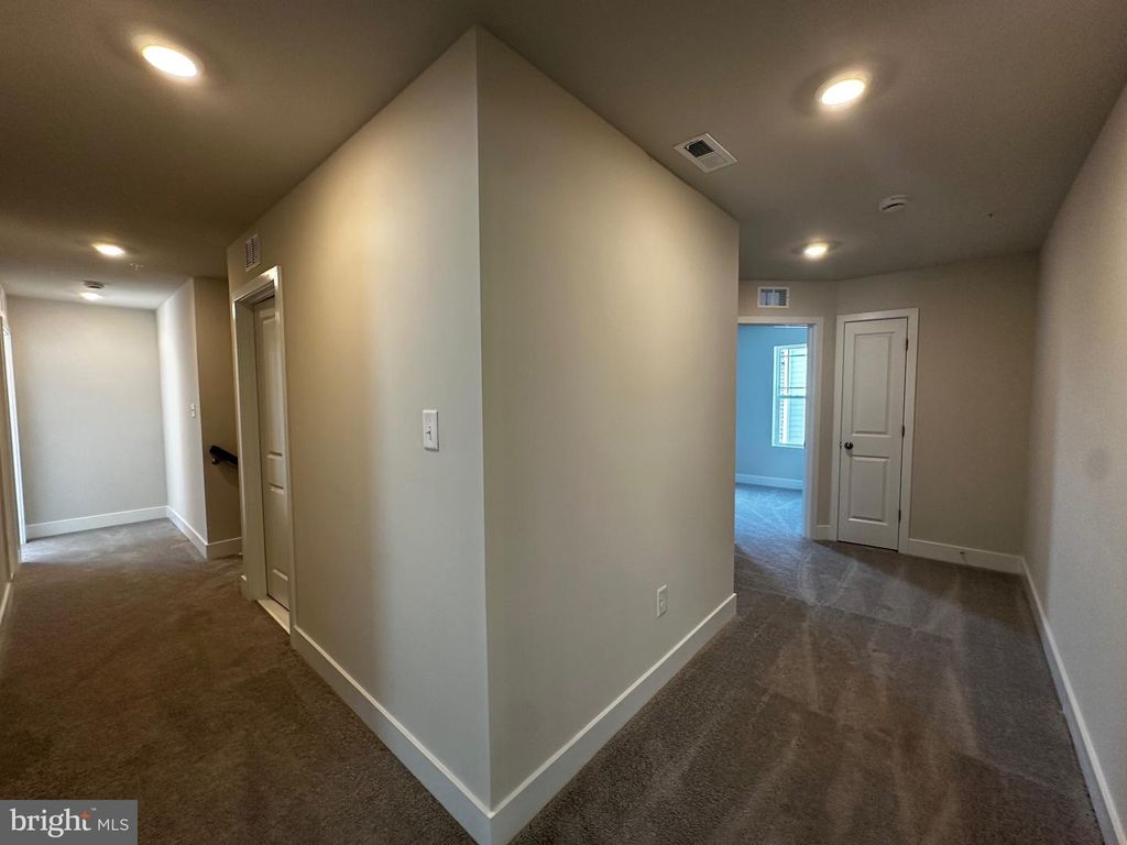 Image 30 of property listing at 10525 COSMOS CT, La Plata, MD 20646