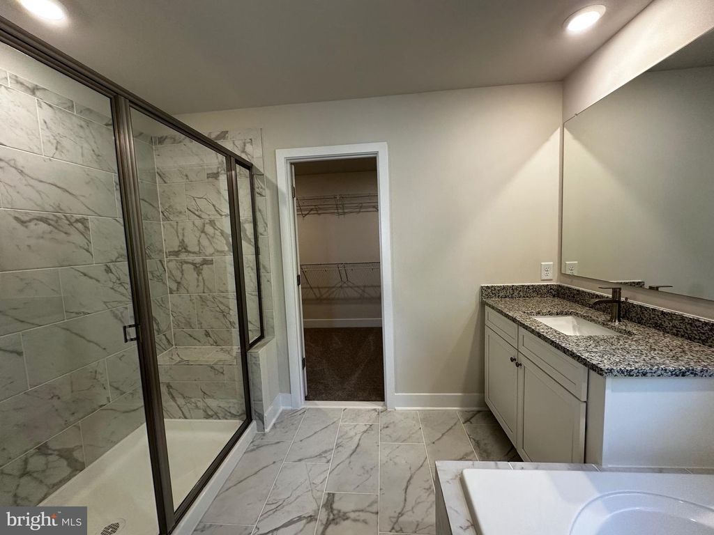 Image 35 of property listing at 10525 COSMOS CT, La Plata, MD 20646
