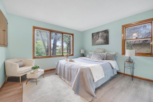 233 104th Avenue NW, Coon Rapids, MN 55448