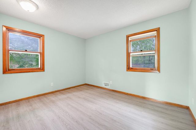 233 104th Avenue NW, Coon Rapids, MN 55448