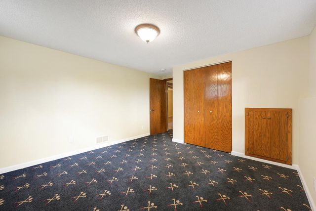 233 104th Avenue NW, Coon Rapids, MN 55448