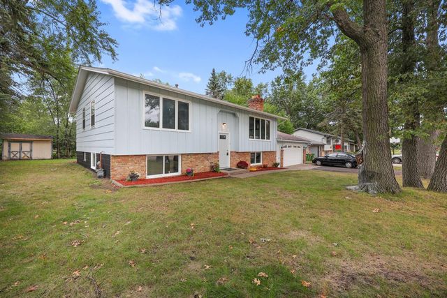 233 104th Avenue NW, Coon Rapids, MN 55448