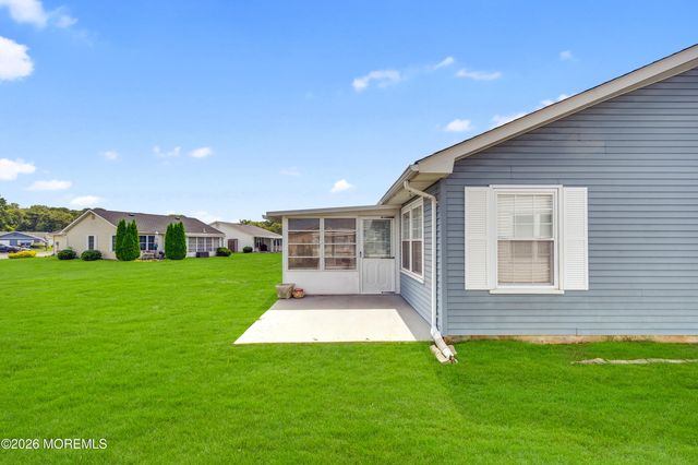 57 Everest Drive S, Brick, NJ 08724