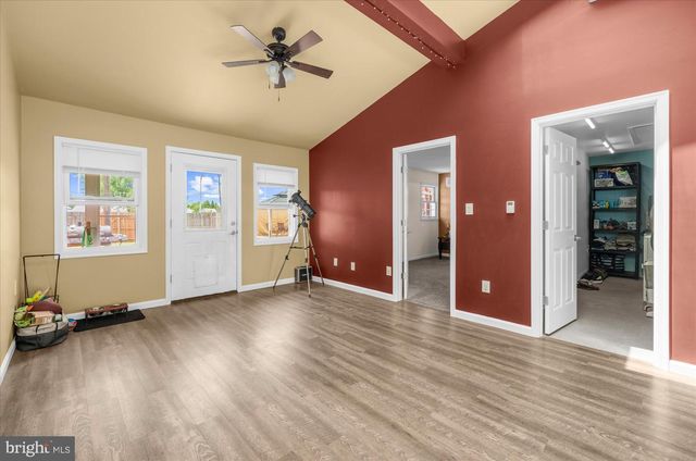220 WILLOW DR, Levittown, PA 19054